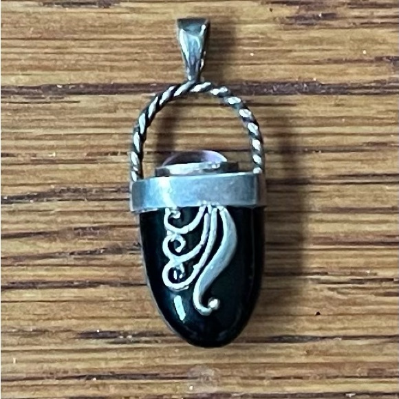 Filigreed Gemstone Sterling pendant - Picture 2 of 4